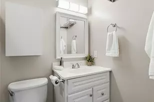 5233 Lemp Ave, Valley Village, CA 91601 - Photo 33