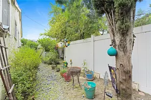5759 Hazeltine, Van Nuys, CA 91401 - Photo 27