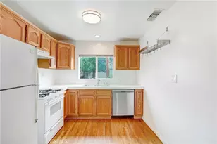 5759 Hazeltine, Van Nuys, CA 91401 - Photo 5