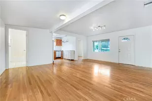 5759 Hazeltine, Van Nuys, CA 91401 - Photo 3