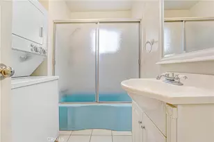 5759 Hazeltine, Van Nuys, CA 91401 - Photo 11