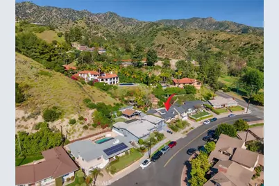 1012 N Sunset Canyon Drive, Burbank, CA 91504 - Photo 71