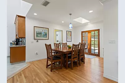 1012 N Sunset Canyon Drive, Burbank, CA 91504 - Photo 13