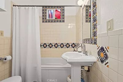 11232 Oxnard Street, North Hollywood, CA 91606 - Photo 23
