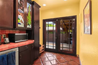 11232 Oxnard Street, North Hollywood, CA 91606 - Photo 15