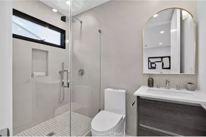 4842 Biloxi Avenue, Toluca Lake, CA 91601 - Photo 33