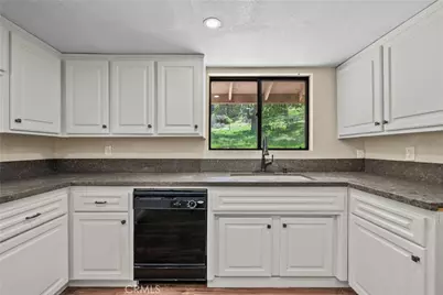 29570 Butterfield, Tehachapi, CA 93561 - Photo 13