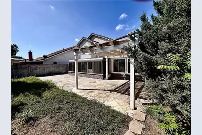 10 Bluff Point Circle, Phillips Ranch, CA 91766 - Photo 47