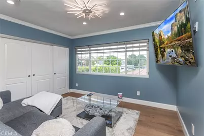 1622 W Oak, Burbank, CA 91506 - Photo 37