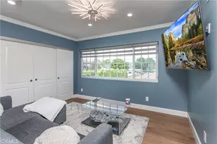 1622 W Oak, Burbank, CA 91506 - Photo 37