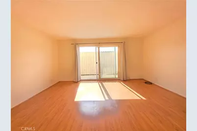 719 N Eucalyptus #26C, Inglewood, CA 90302 - Photo 3