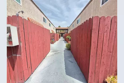719 N Eucalyptus #26C, Inglewood, CA 90302 - Photo 27