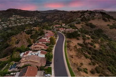24523 Park Granada, Calabasas, CA 91302 - Photo 49