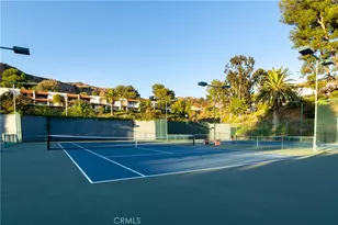 9551 Via Ricardo, Burbank, CA 91504 - Photo 29