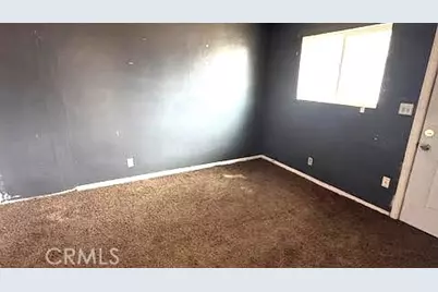 15404 Seals, Victorville, CA 92394 - Photo 9