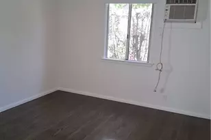 131 S Virginia Ave, Burbank, CA 91506 - Photo 11