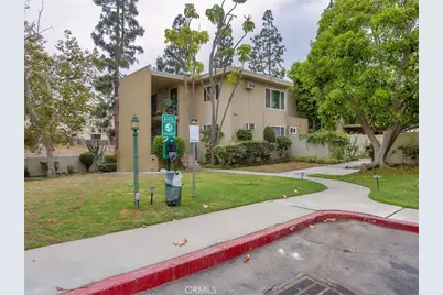 11138 Aqua Vista Street #18, Studio City, CA 91602 - Photo 3