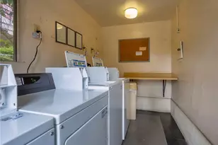11138 Aqua Vista Street, Studio City, CA 91602 - Photo 25