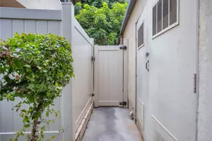 11138 Aqua Vista Street, Studio City, CA 91602 - Photo 23