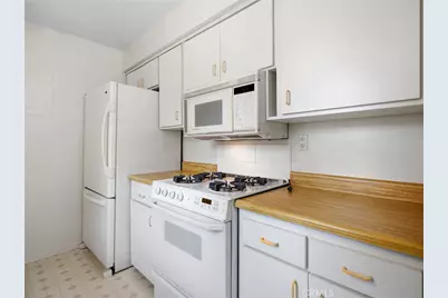 11138 Aqua Vista Street #18, Studio City, CA 91602 - Photo 7