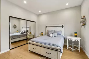 17812 Bromley Ct, Encino, CA 91316 - Photo 31