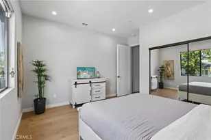 17812 Bromley Ct, Encino, CA 91316 - Photo 33