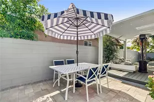 17812 Bromley Ct, Encino, CA 91316 - Photo 39