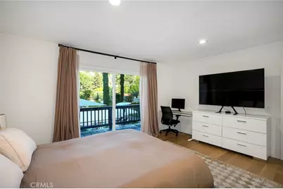 4828 Regalo, Woodland Hills, CA 91364 - Photo 19
