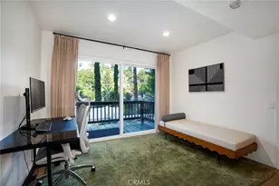 4828 Regalo, Woodland Hills, CA 91364 - Photo 17
