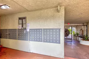 5334 Lindley Ave, Encino, CA 91316 - Photo 7