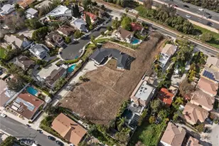 5164 N Faris Ln, Woodland Hills, CA 91364 - Photo 1