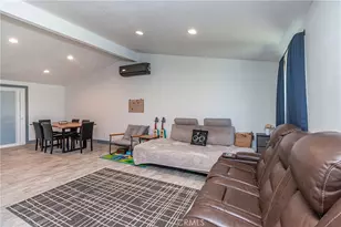27222 Plumwood, Canyon Country, CA 91351 - Photo 3
