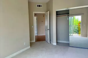 626 E Orange Grove Ave, Burbank, CA 91501 - Photo 17