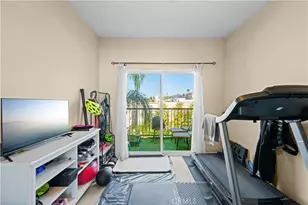 626 E Orange Grove Ave, Burbank, CA 91501 - Photo 13