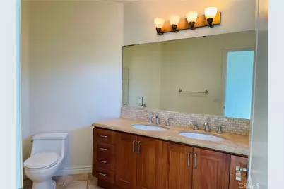 626 E Orange Grove Avenue #301, Burbank, CA 91501 - Photo 23