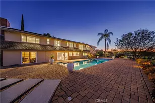 22957 De Kalb Dr, Calabasas, CA 91302 - Photo 21