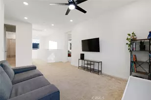 28619 Sunny Ridge Ter, Castaic, CA 91384 - Photo 25