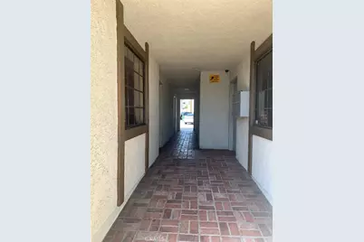 5665 Whitnall, North Hollywood, CA 91601 - Photo 3