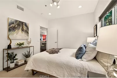 5016 Bakman #205, North Hollywood, CA 91601 - Photo 25