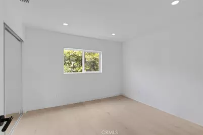 8330 Outland View Drive, Los Angeles, CA 91352 - Photo 27
