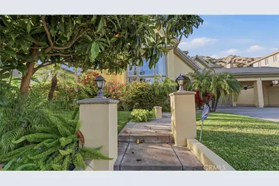 3426 Wedgewood Lane, Burbank, CA 91504 - Photo 3