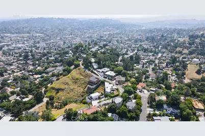 1479 Highgate, Los Angeles, CA 90042 - Photo 29