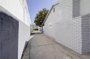 14918 Wyandotte, Van Nuys, CA 91405 - Photo 39
