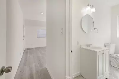 14918 Wyandotte, Van Nuys, CA 91405 - Photo 27