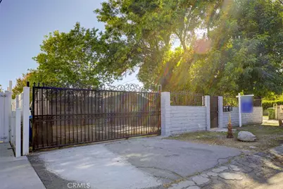 14918 Wyandotte, Van Nuys, CA 91405 - Photo 5