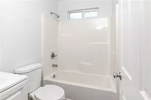 2421 S Cloverdale Ave, Los Angeles, CA 90016 - Photo 37