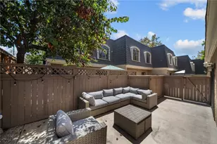 612 Wilcox Ave, Los Angeles, CA 90004 - Photo 3