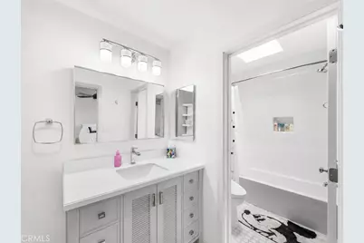 612 Wilcox Avenue, Los Angeles, CA 90004 - Photo 23