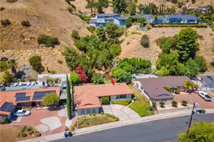 10087 Sully Dr, Los Angeles, CA 91352 - Photo 49