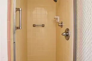1727 N Hill Ave, Pasadena, CA 91104 - Photo 19